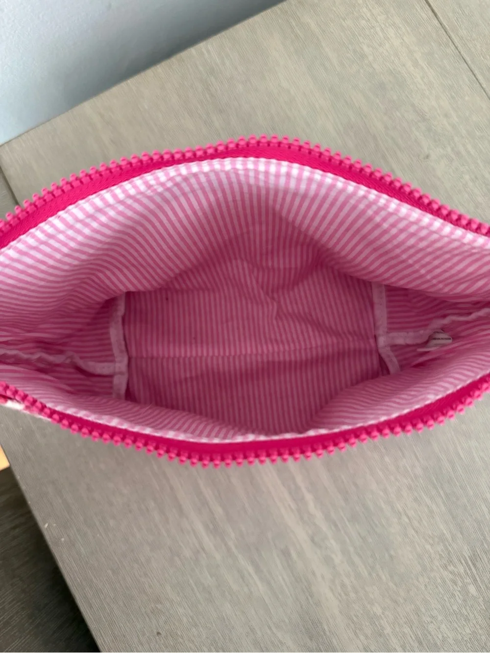 Vineyard Vines Hot Pink & White Patterned Canvas Cosmetic Pouch